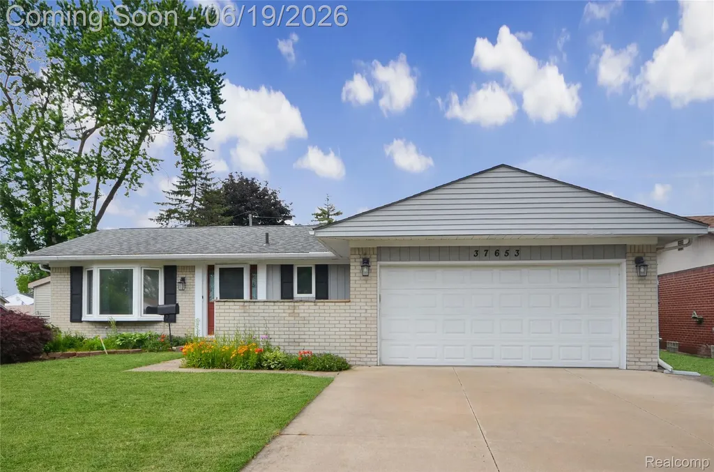 37653 Longacre Drive Sterling Heights City MI 48312