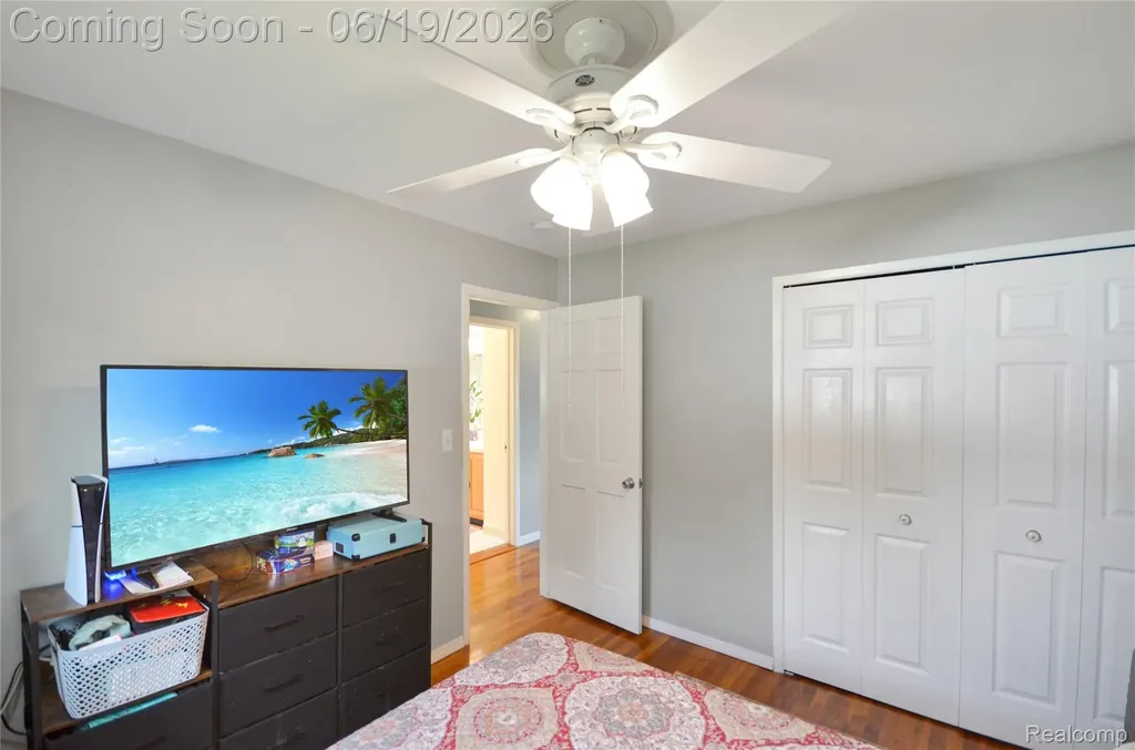 37653 Longacre Drive Sterling Heights City MI 48312