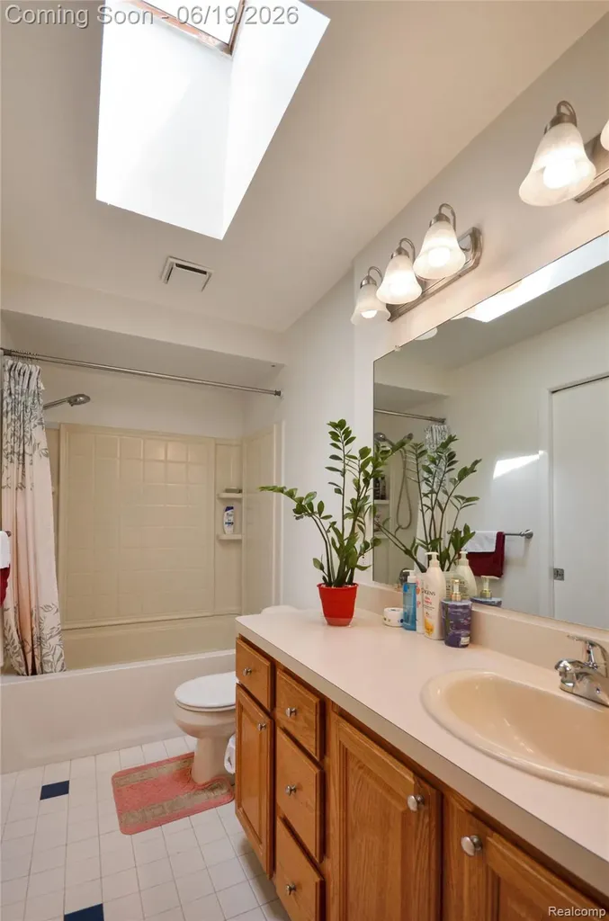 37653 Longacre Drive Sterling Heights City MI 48312