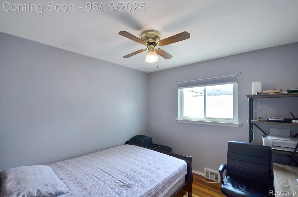37653 Longacre Drive Sterling Heights City MI 48312