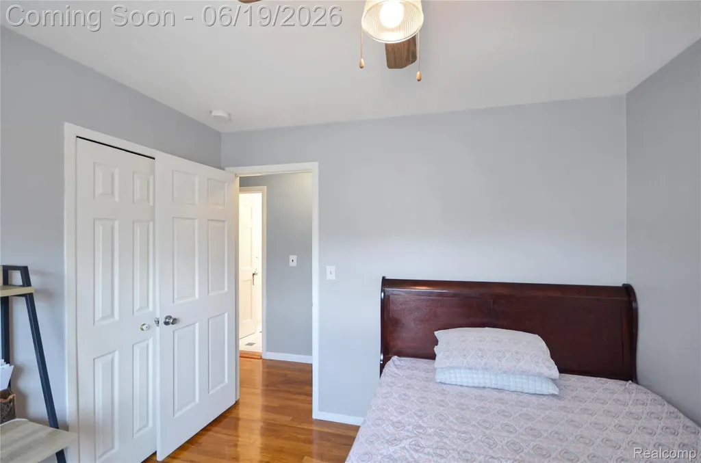 37653 Longacre Drive Sterling Heights City MI 48312