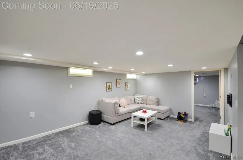 37653 Longacre Drive Sterling Heights City MI 48312