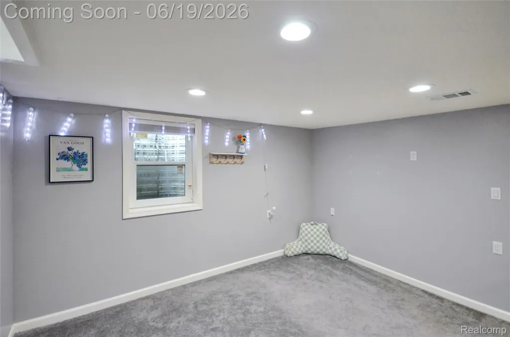 37653 Longacre Drive Sterling Heights City MI 48312