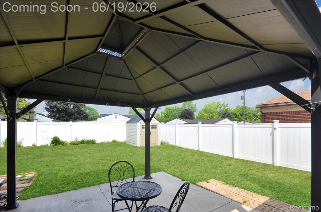 37653 Longacre Drive Sterling Heights City MI 48312