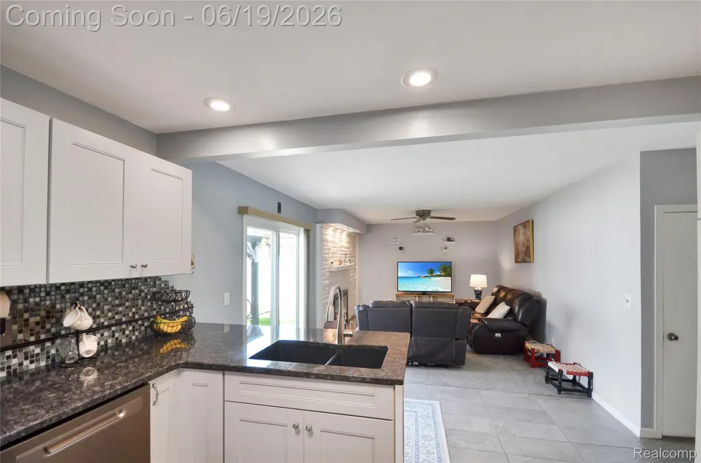 37653 Longacre Drive Sterling Heights City MI 48312