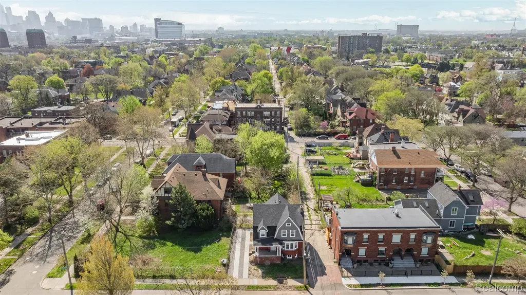 1621 Lysander Street Detroit City MI 48208