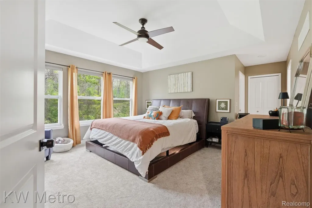 4953 W Stonegate Circle Orion Charter Township MI 48359
