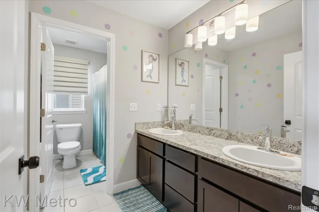 4953 W Stonegate Circle Orion Charter Township MI 48359