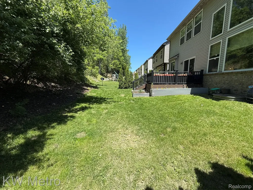 4953 W Stonegate Circle Orion Charter Township MI 48359