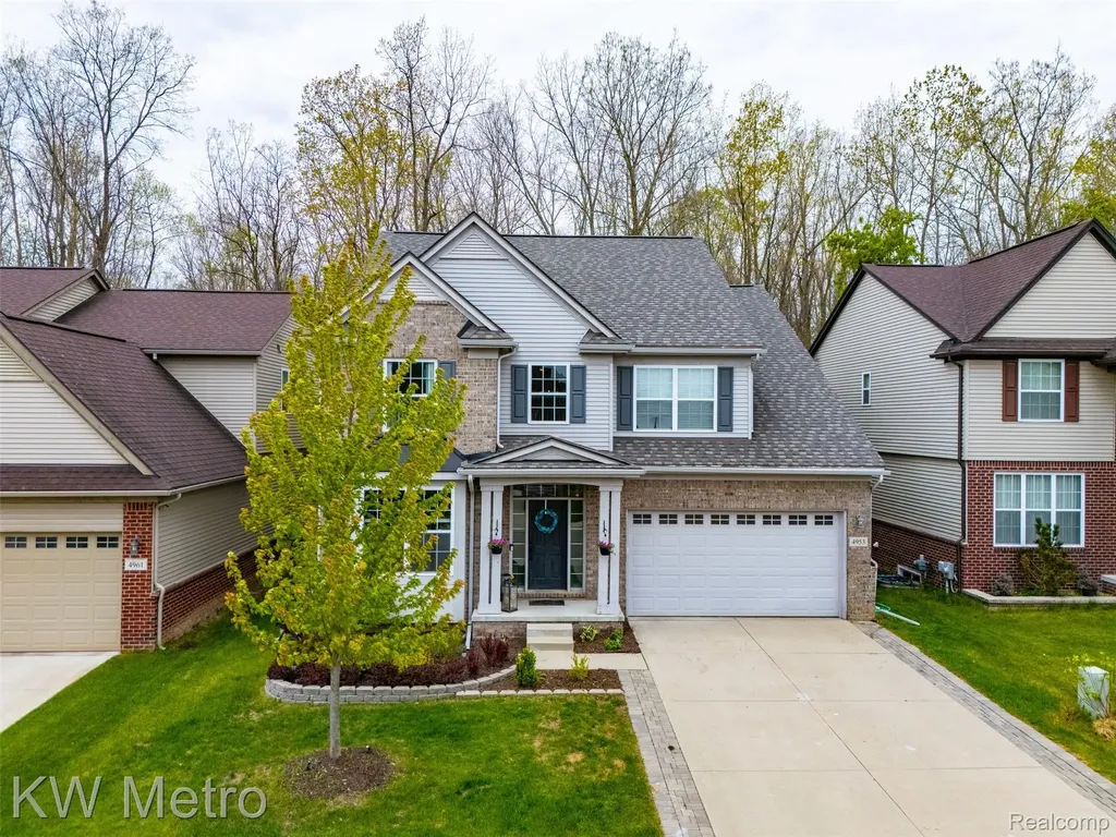 4953 W Stonegate Circle Orion Charter Township MI 48359