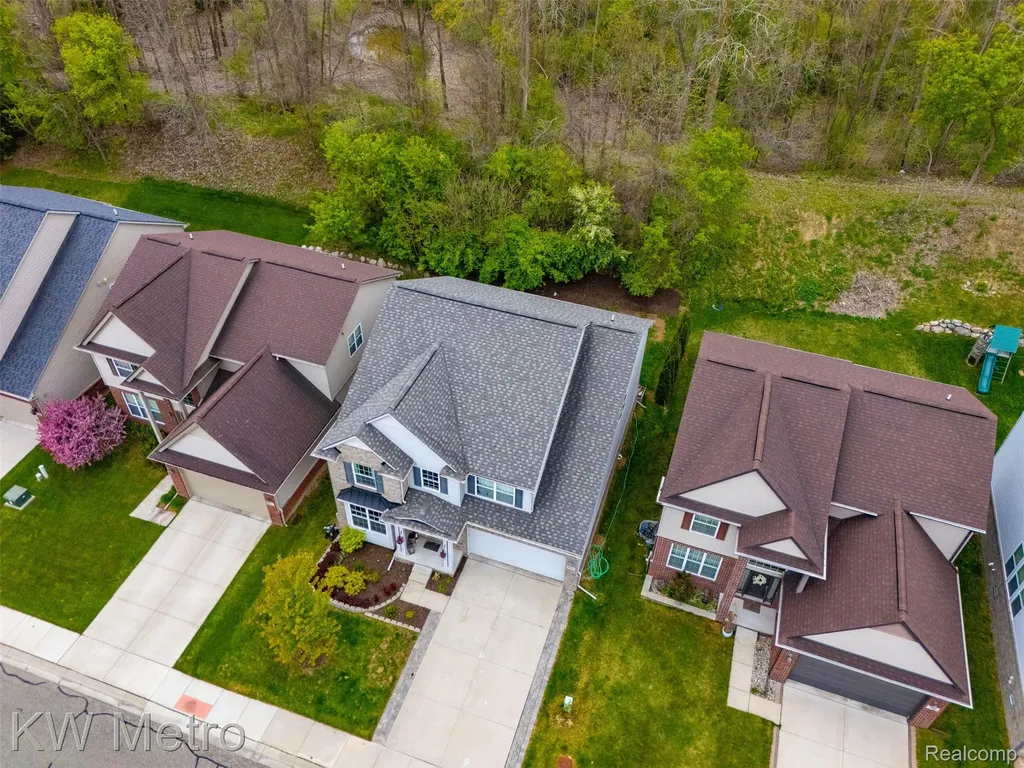 4953 W Stonegate Circle Orion Charter Township MI 48359