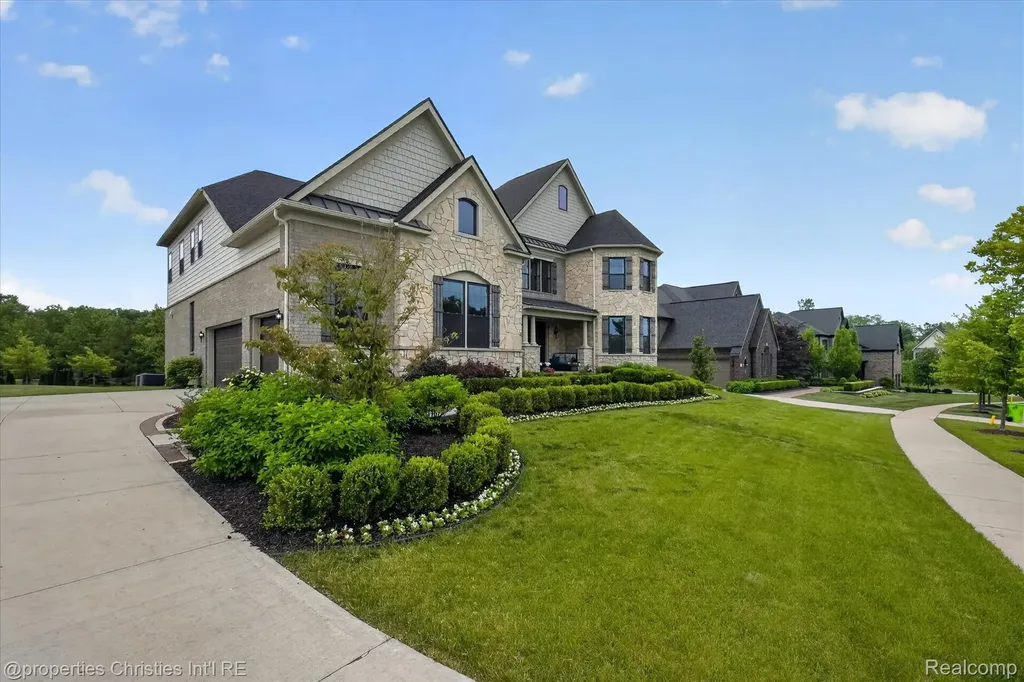 47711 Dunhill Court Novi City MI 48167