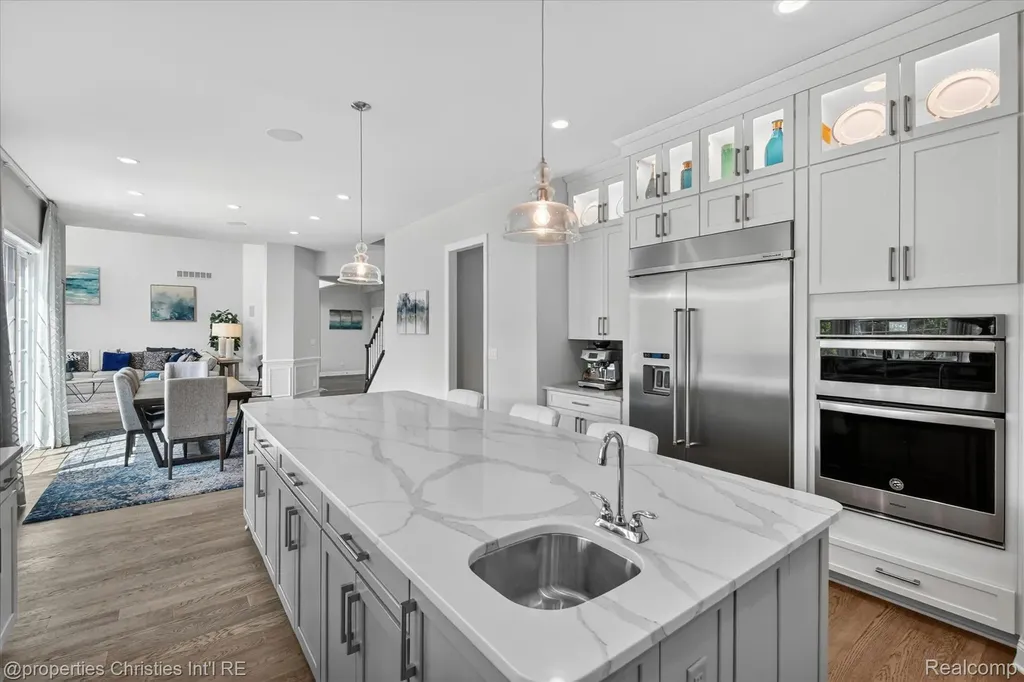 47711 Dunhill Court Novi City MI 48167