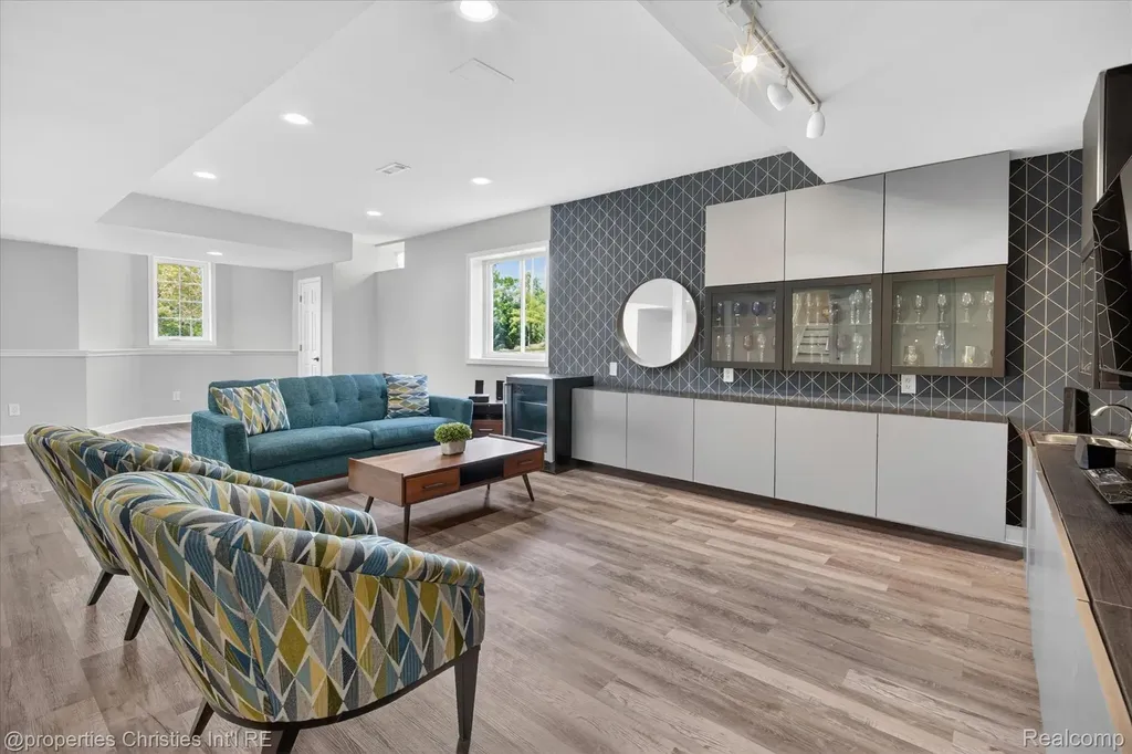 47711 Dunhill Court Novi City MI 48167