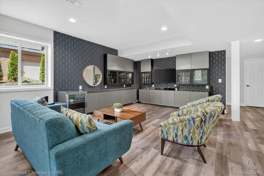 47711 Dunhill Court Novi City MI 48167
