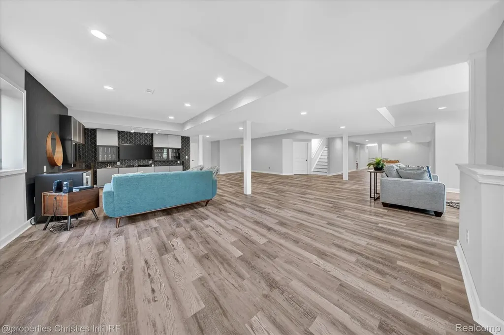 47711 Dunhill Court Novi City MI 48167