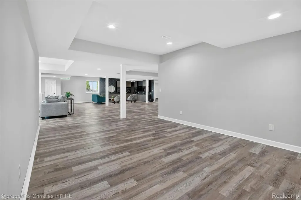 47711 Dunhill Court Novi City MI 48167