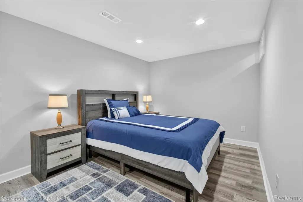 47711 Dunhill Court Novi City MI 48167