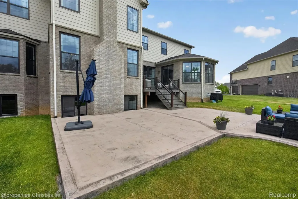 47711 Dunhill Court Novi City MI 48167