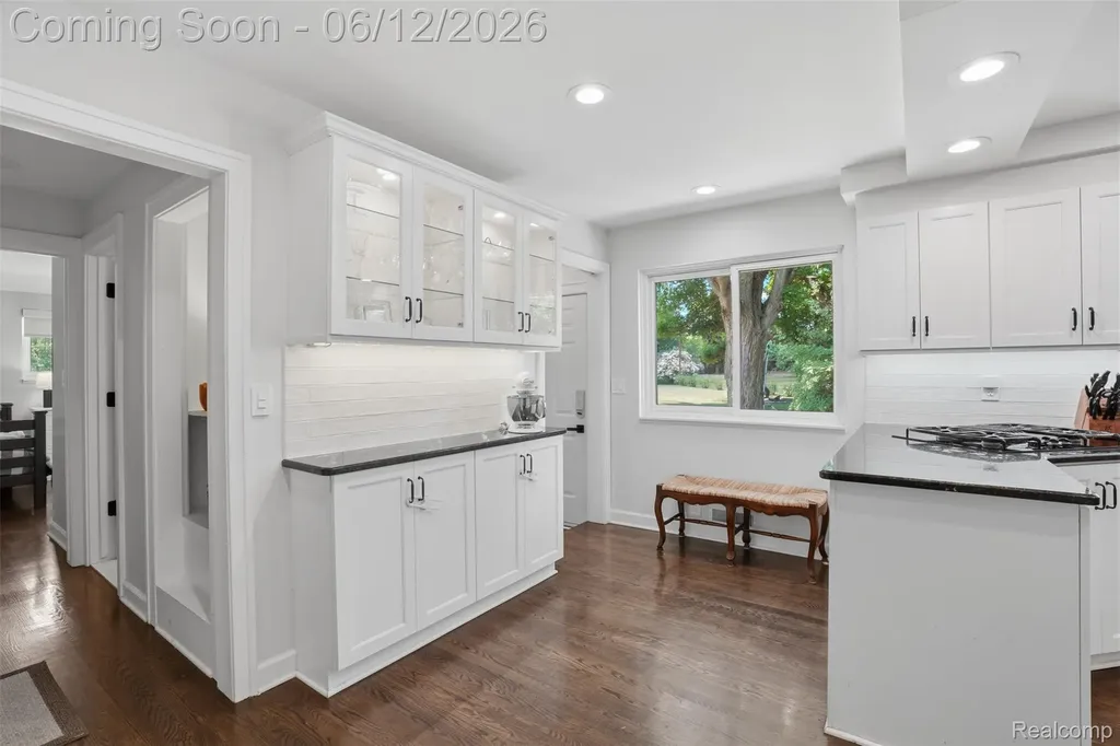 6998 Meadowlake Road Bloomfield Hills City MI 48301