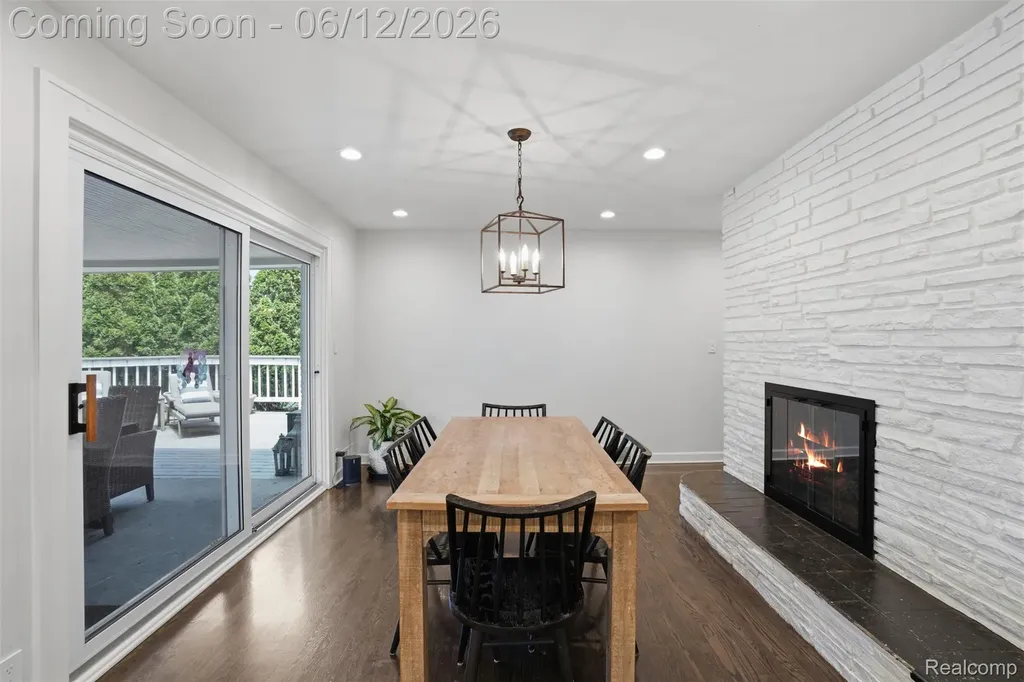 6998 Meadowlake Road Bloomfield Hills City MI 48301