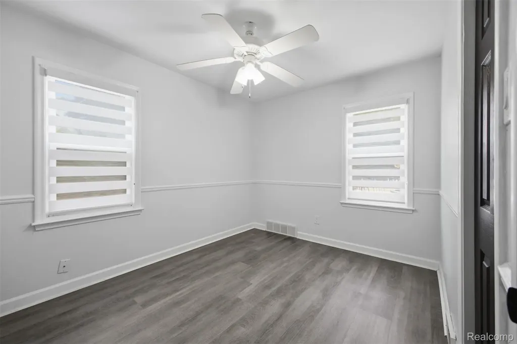32120 Bock Street Garden City City MI 48135