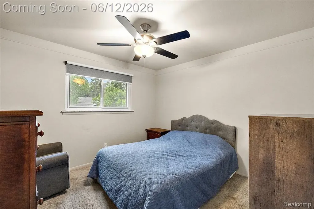 1146 Harrison Avenue Garden City City MI 48135