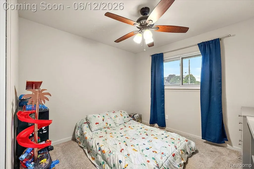 1146 Harrison Avenue Garden City City MI 48135