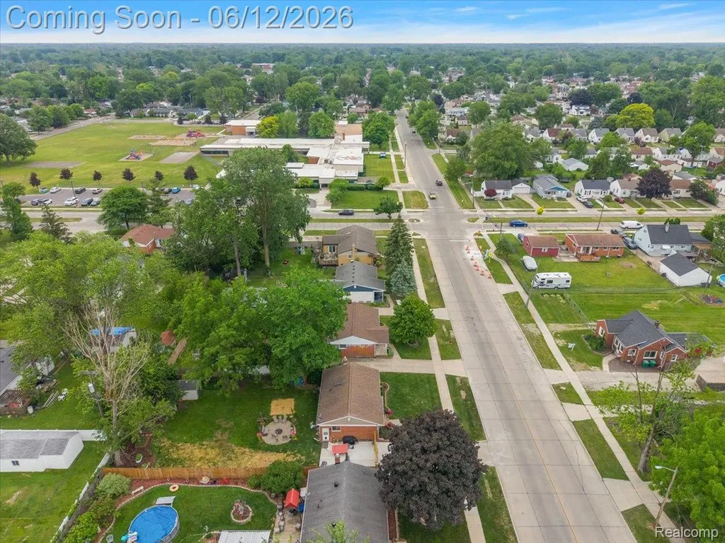 1146 Harrison Avenue Garden City City MI 48135