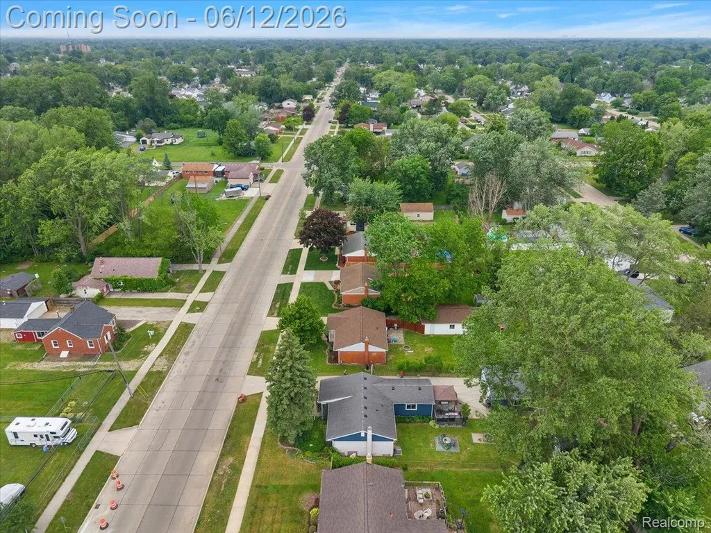1146 Harrison Avenue Garden City City MI 48135