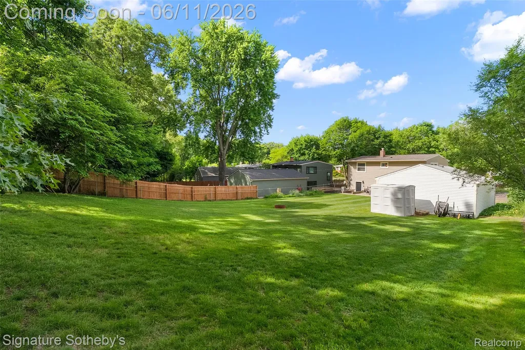 954 Panorama Drive Milford Village MI 48381