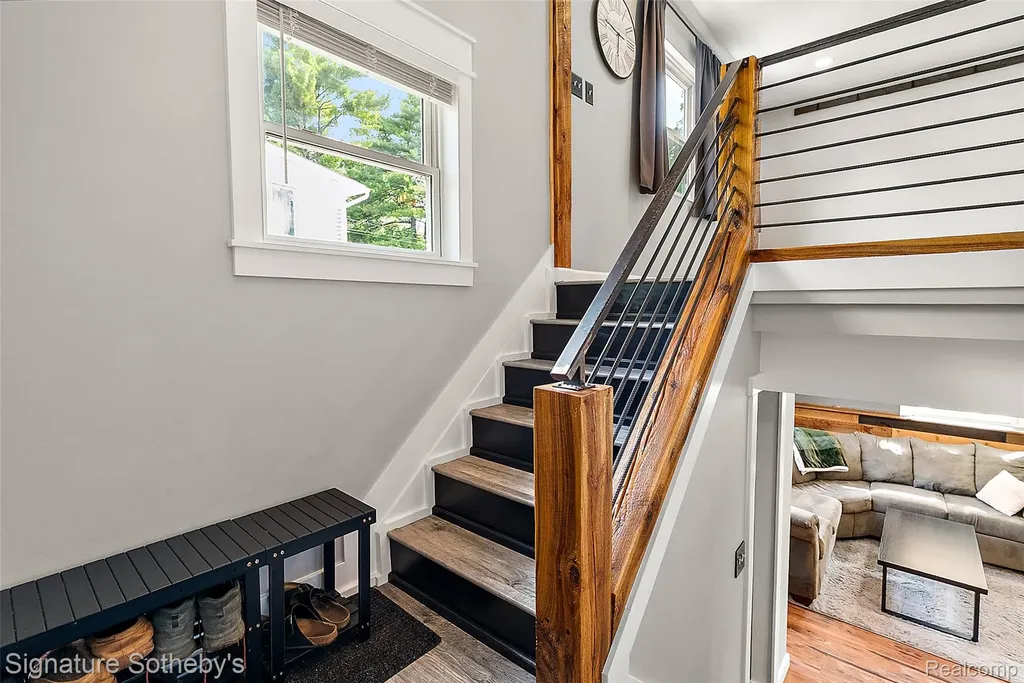 954 Panorama Drive Milford Village MI 48381