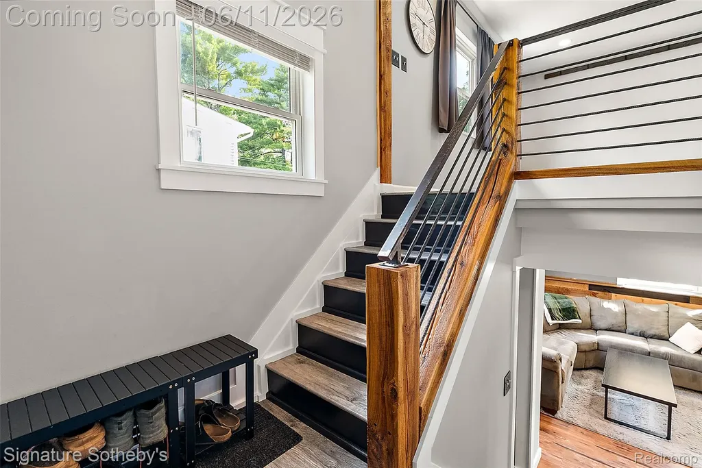 954 Panorama Drive Milford Village MI 48381