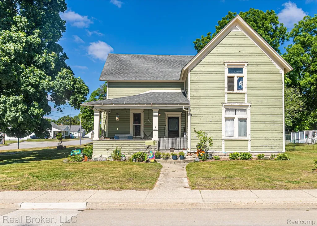 605 N Mill Street Clio City MI 48420
