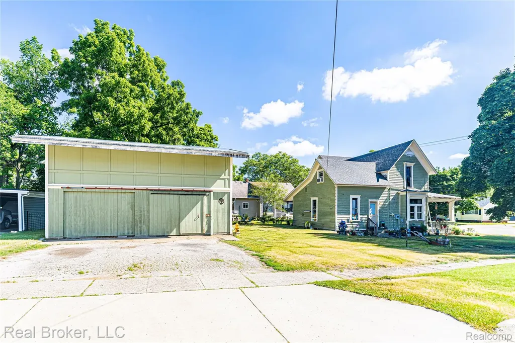 605 N Mill Street Clio City MI 48420