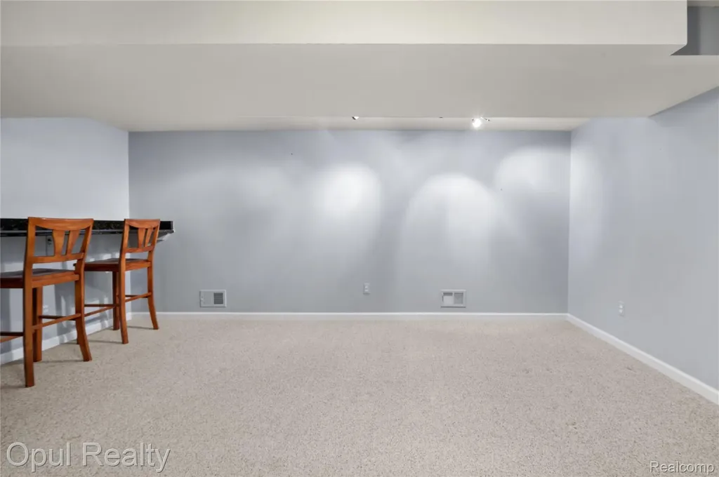 24585 Edgewood Drive Novi City MI 48374