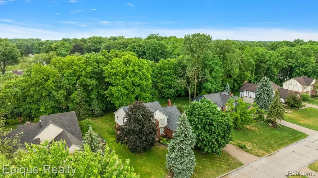 1719 Hickory Bark Lane Bloomfield Hills City MI 48304