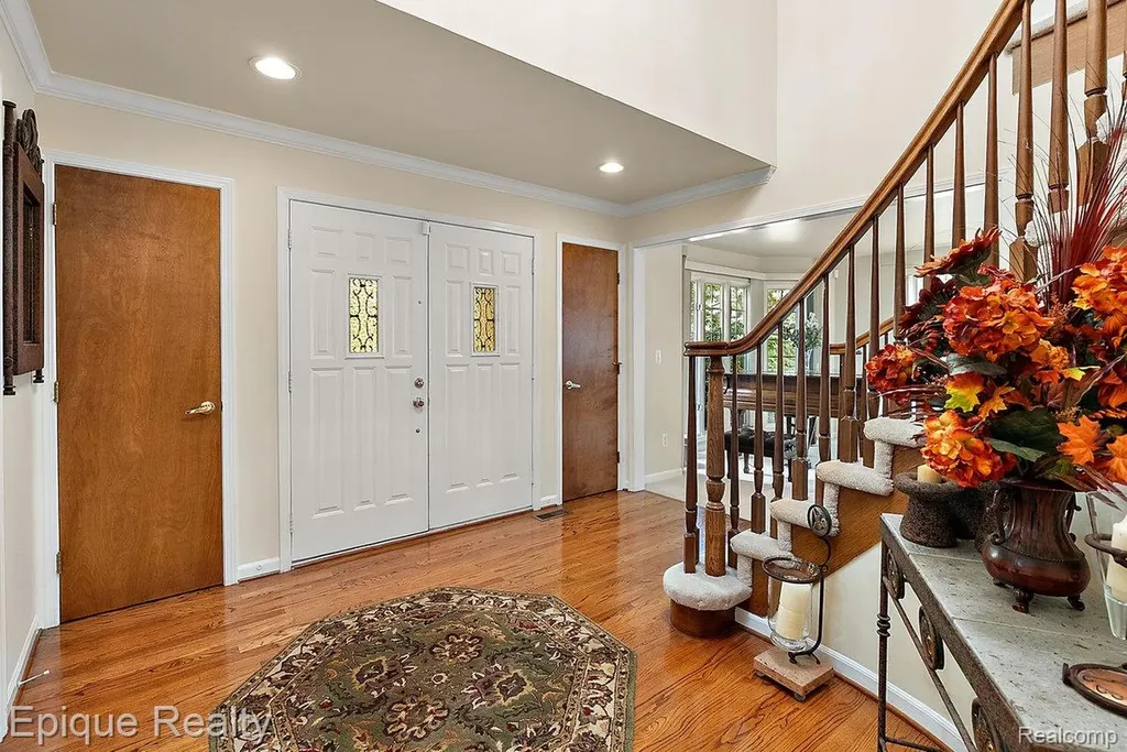 1719 Hickory Bark Lane Bloomfield Hills City MI 48304