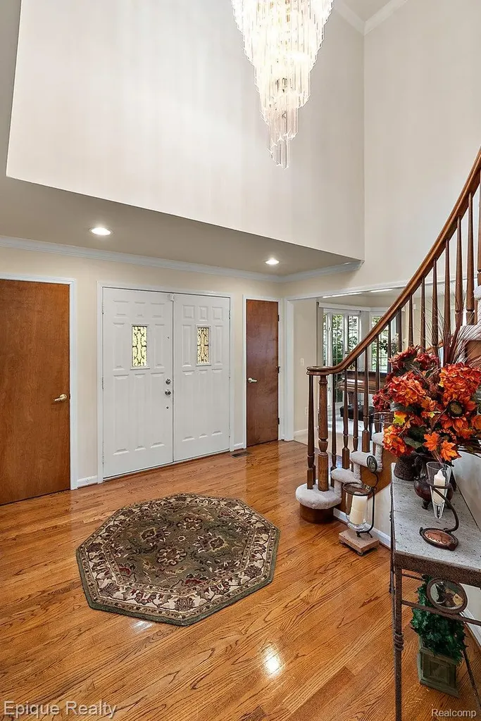 1719 Hickory Bark Lane Bloomfield Hills City MI 48304