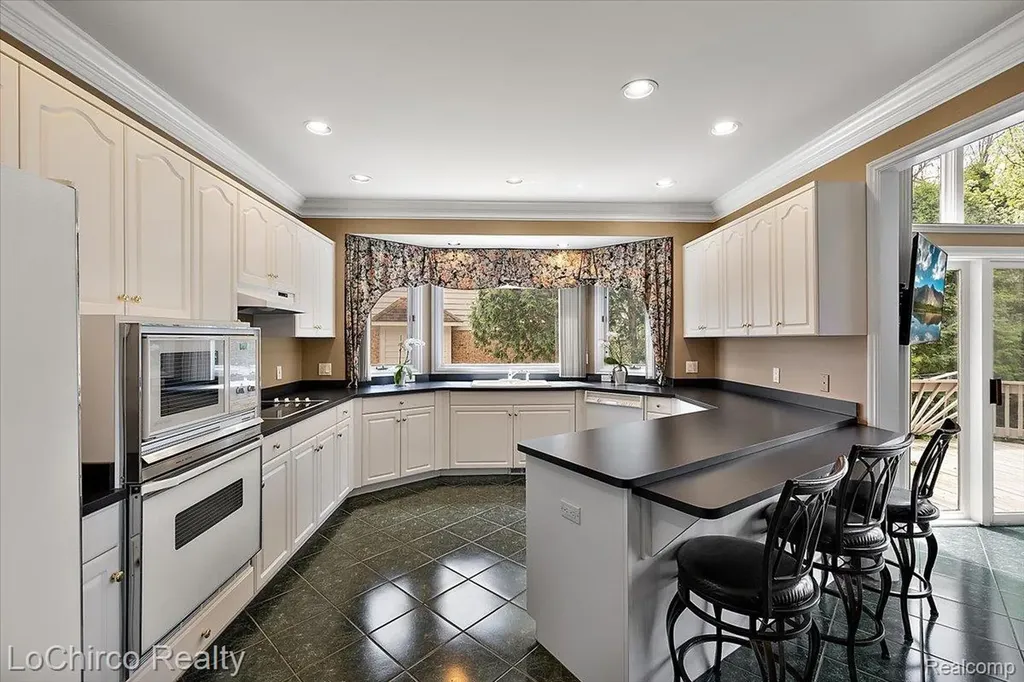 14382 Knightsbridge Drive Shelby Charter Township MI 48315