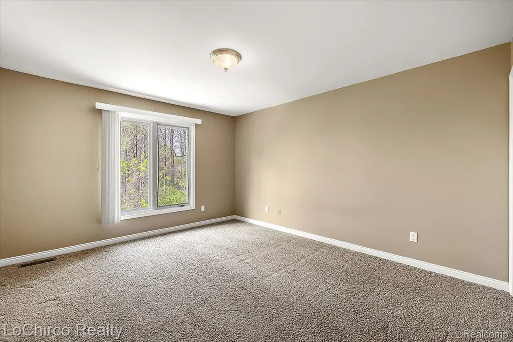 14382 Knightsbridge Drive Shelby Charter Township MI 48315