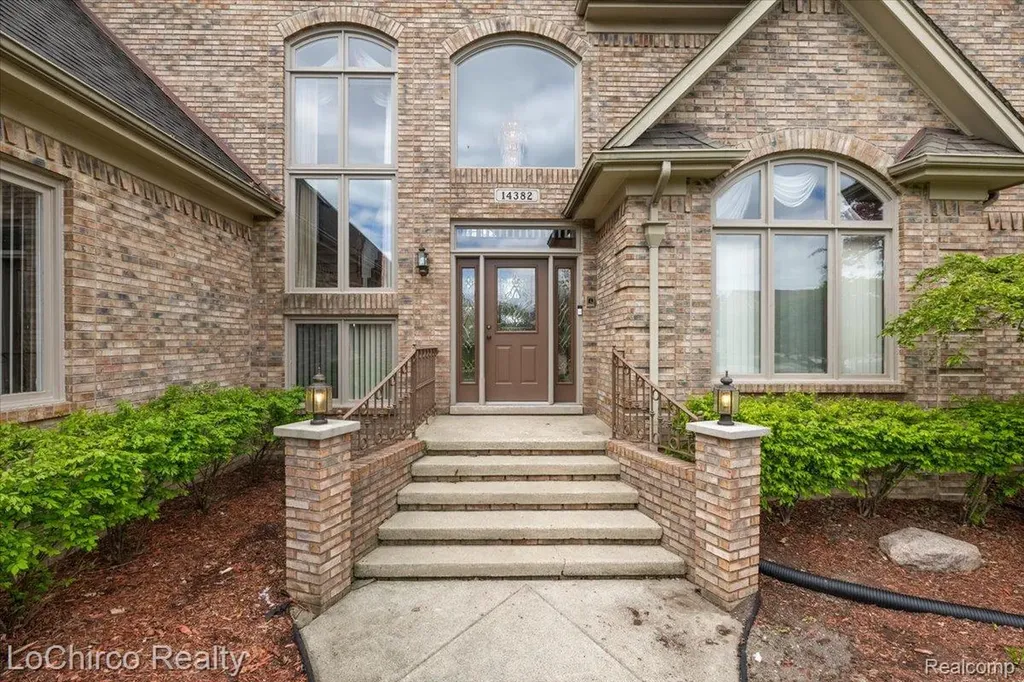 14382 Knightsbridge Drive Shelby Charter Township MI 48315