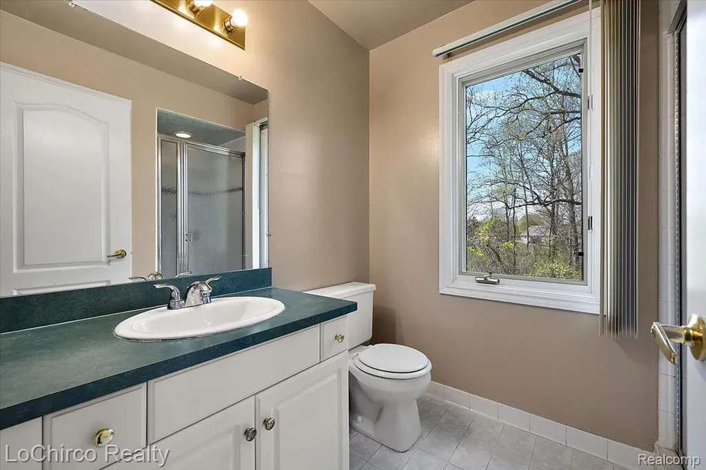 14382 Knightsbridge Drive Shelby Charter Township MI 48315