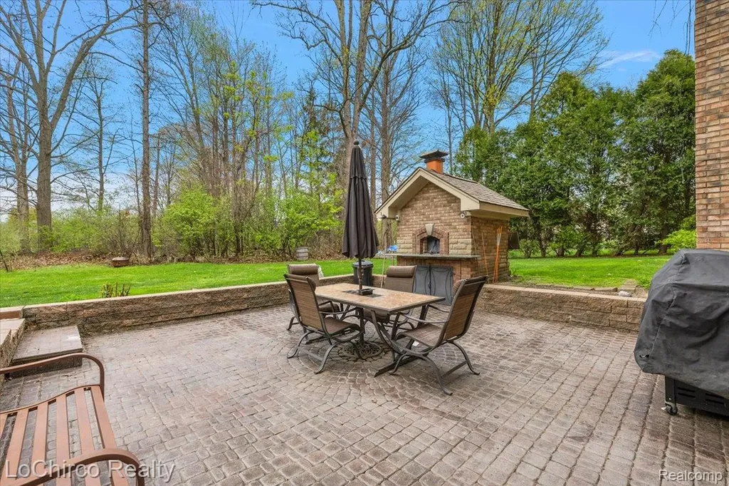 14382 Knightsbridge Drive Shelby Charter Township MI 48315