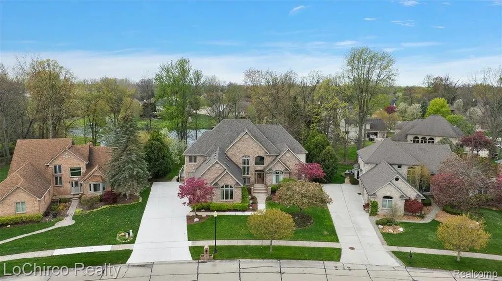14382 Knightsbridge Drive Shelby Charter Township MI 48315