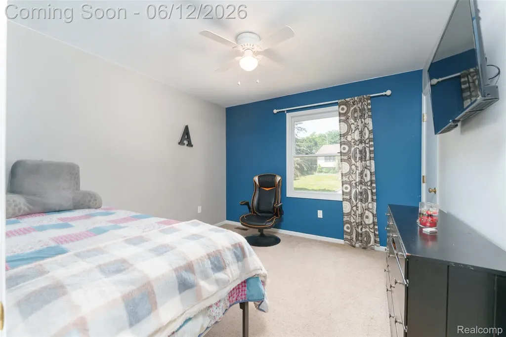8639 Legrand Drive Hamburg Township MI 48116