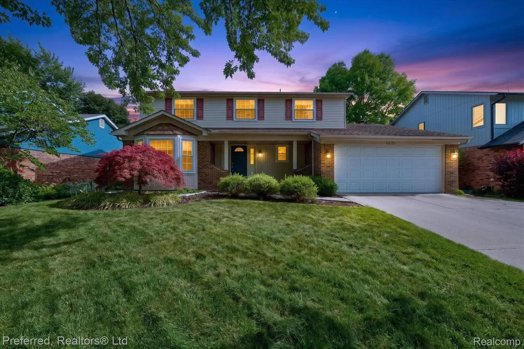 43751 Oakbrook Road Canton Charter Township MI 48187