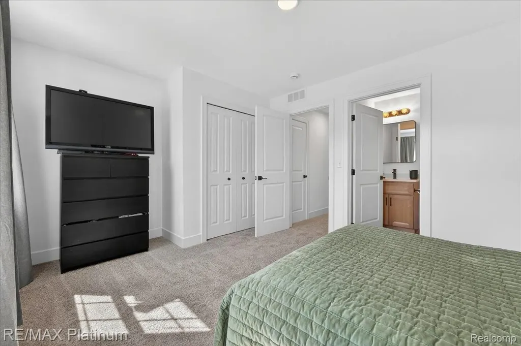 1687 Pinecroft Lane Howell Township MI 48855
