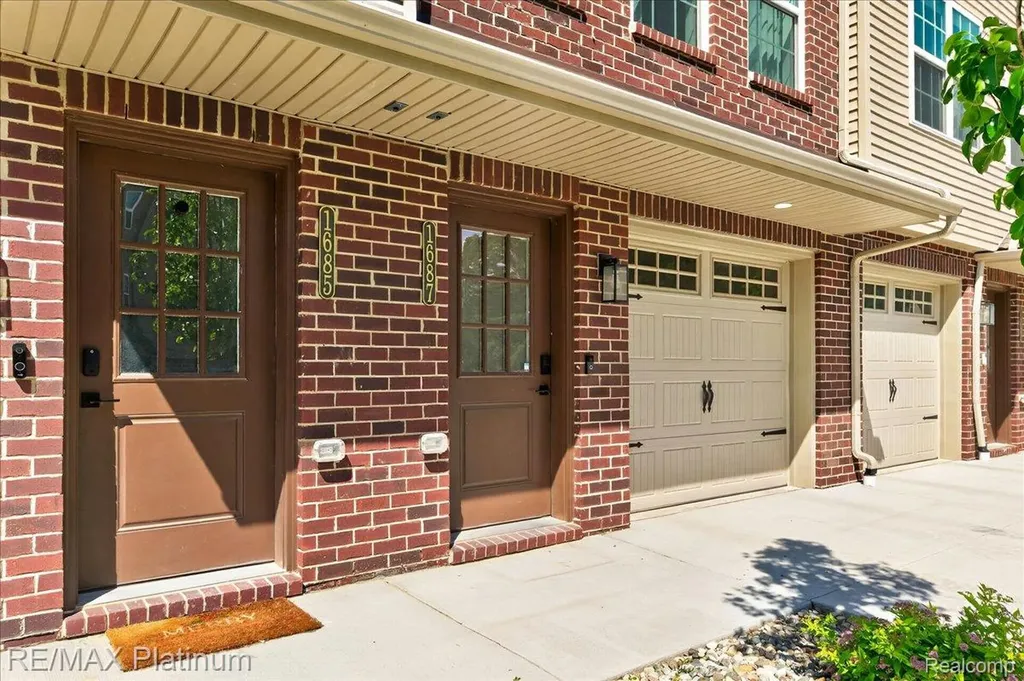 1687 Pinecroft Lane Howell Township MI 48855