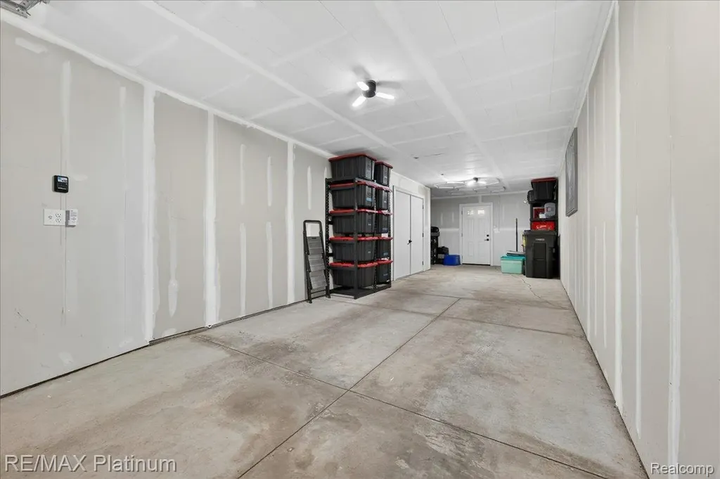 1687 Pinecroft Lane Howell Township MI 48855